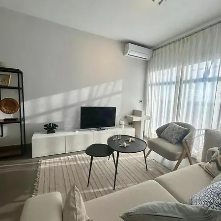 Altos 아파트